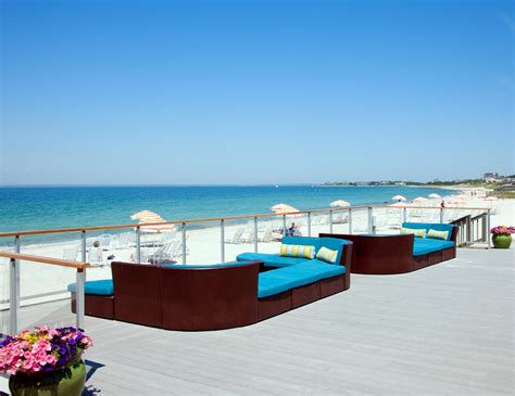 cape cod hotels on the beach.